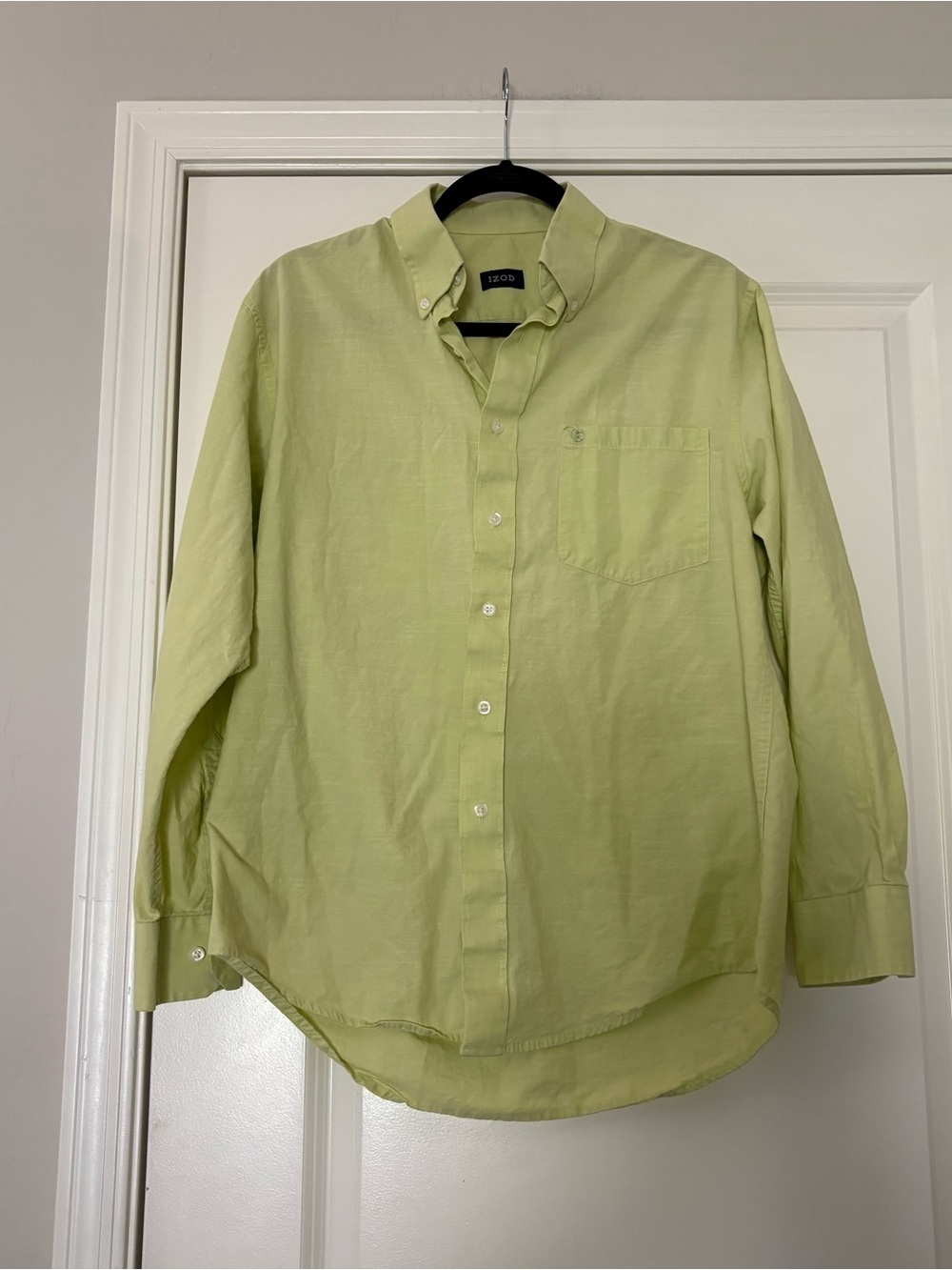 IZOD Men’s Lime Green Classic Cotton Button-Down Shirt